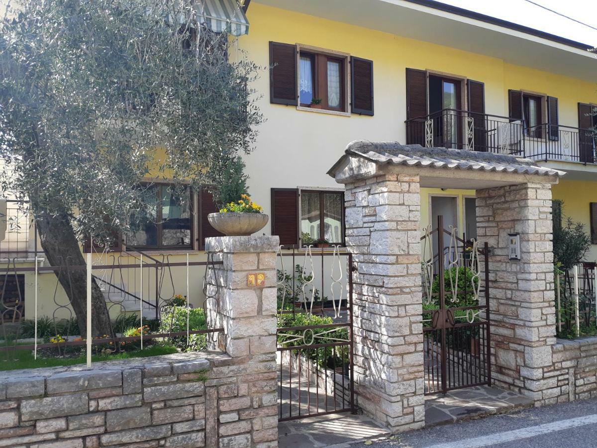 Casa Vacanze Ester ブレンゾーネ エクステリア 写真